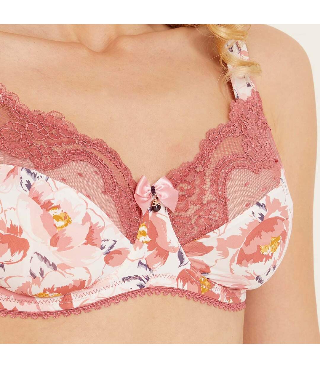Soutien-gorge à armatures bonnet C, D et E rose Grace-4