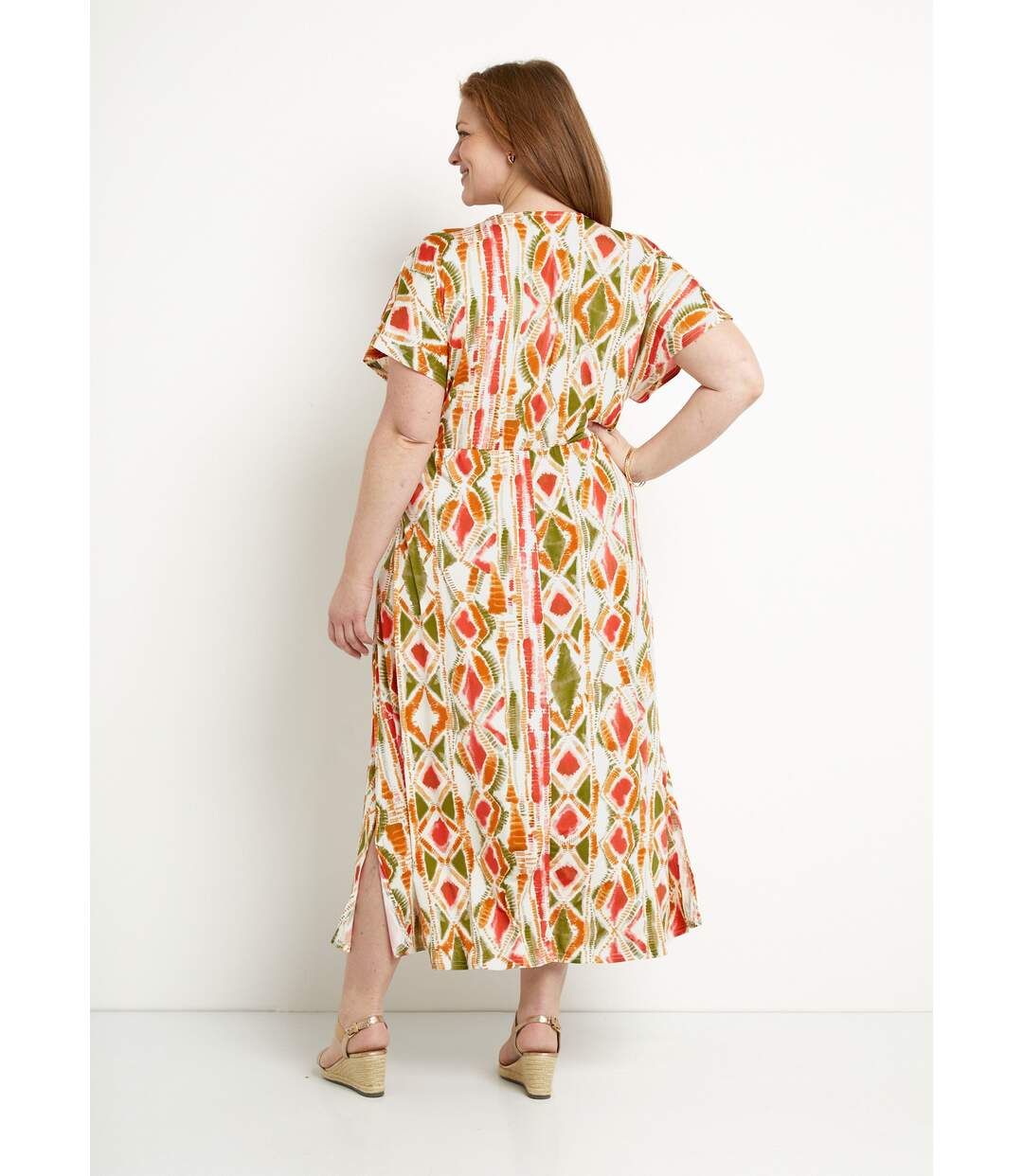 Robe longue col V évasée imprimée-2