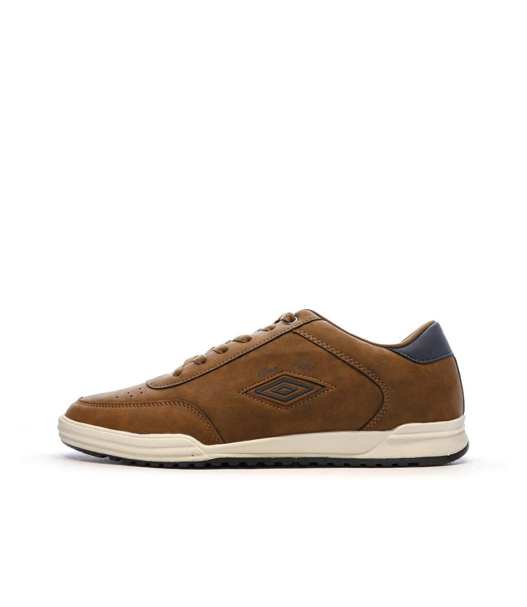 Baskets camel homme umbro ipam60-1