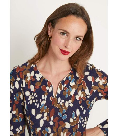 Robe courte évasée feuilles maille chaude