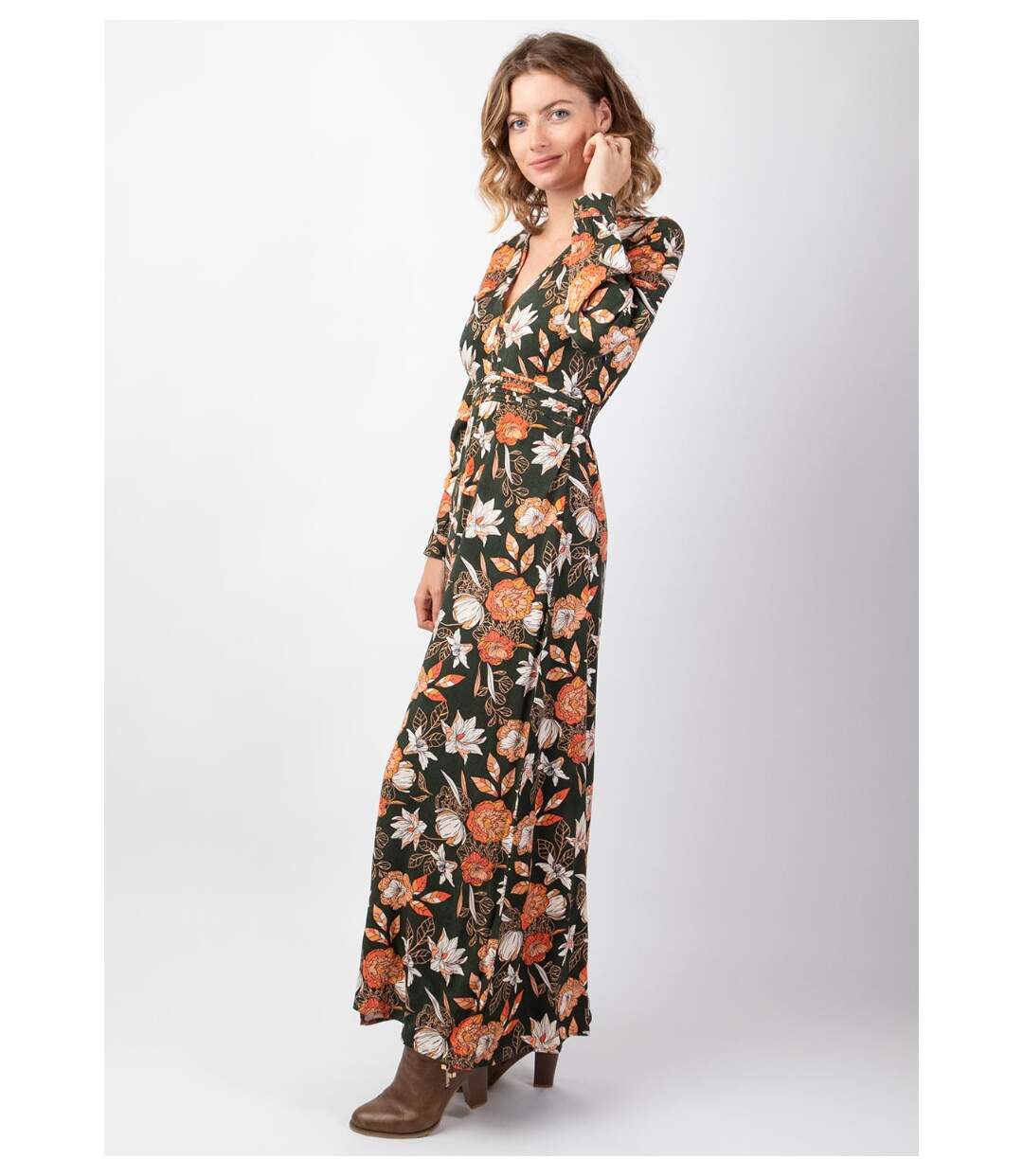 Robe longue fendue en viscose soyeux hiver CALISSA motif floral kaki Coton Du Monde