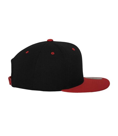 Casquette Ajustable Classic Noir Rouge Yupoong