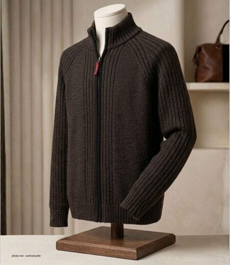 Cardigan homme WINCHESTER CAIMAN2N zippé noir : l'alliance parfaite de la laine et du style raffiné