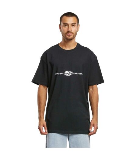 Noir Mister Tee