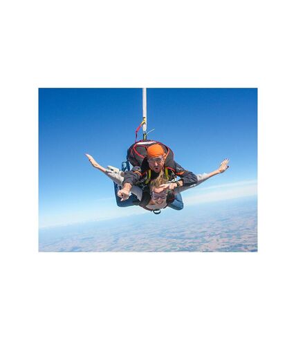 Saut en parachute à 4200 m d'altitude pour 2 amateurs de sensations fortes - SMARTBOX - Coffret Cadeau Sport & Aventure