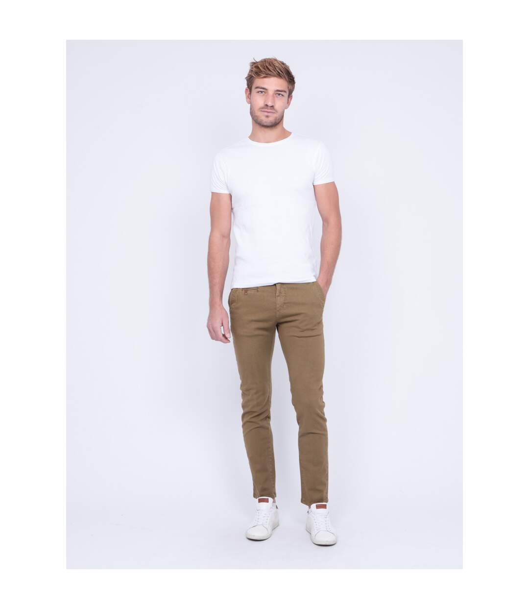 Pantalon chino VODELY-4