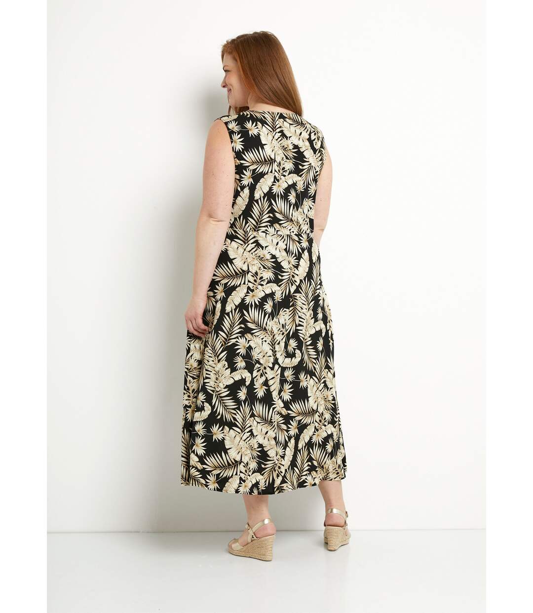 Robe longue sans manches évasée imprimé feuillage-2