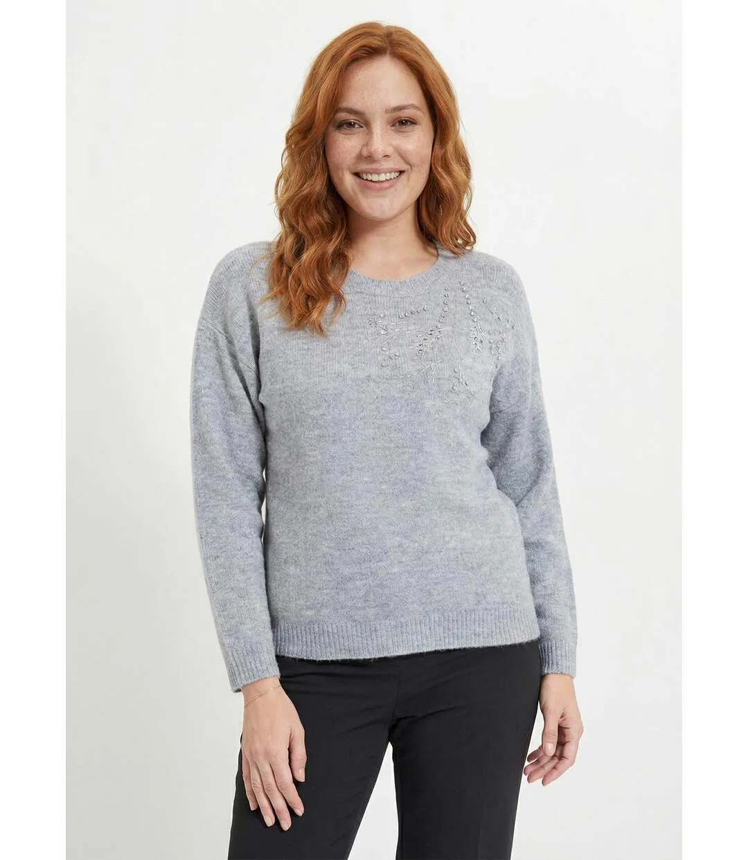 Pull doux col rond avec strass et sequins-1
