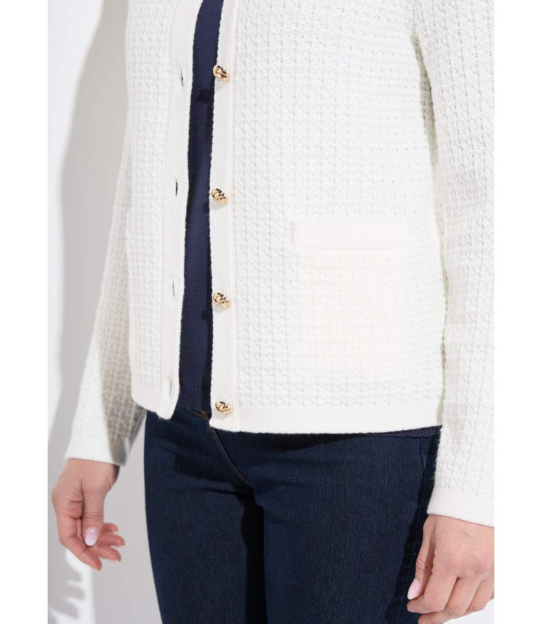 Gilet veste boutonné court maille effet tweed-4