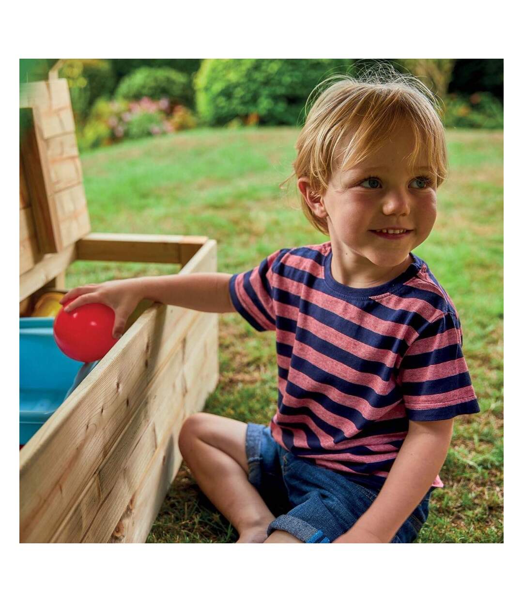 Cabane sur pilotis enfant coffre à jouets intégré Tower