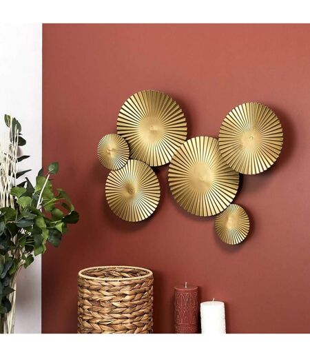 Décoration murale de 6 cercles en métal doré L. 63,50cm x l. 47 cm
