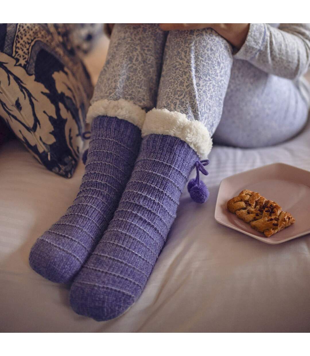 1 Pair Ladies Chenille Slipper Socks with Moccasin Sole - Soft Cosy Comfort-3