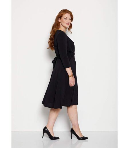 Robe courte cache-coeur en maille