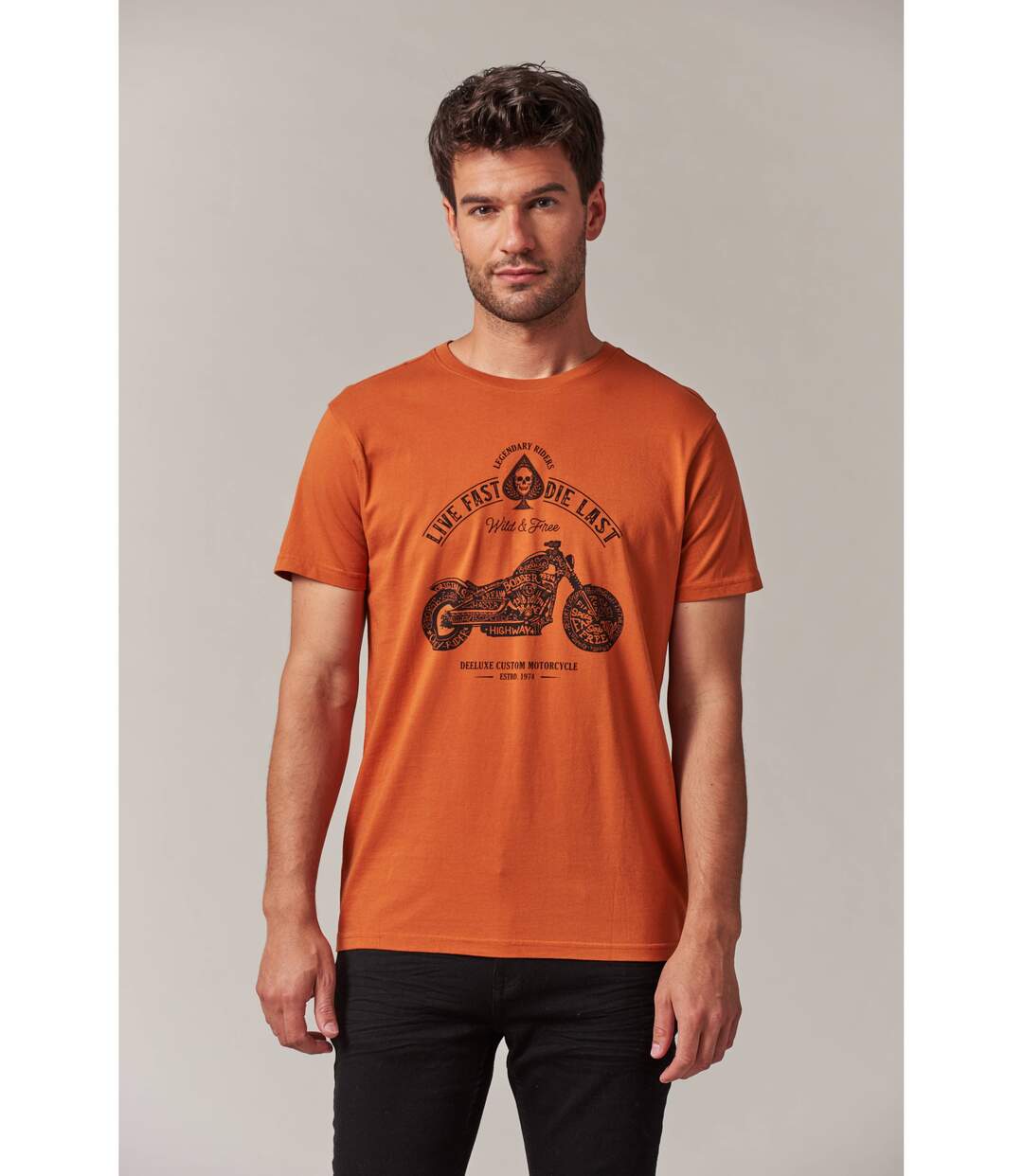 tshirt col rond avec imprimé sur le devant de moto et lettrage PARK