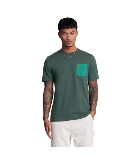 Mens tonal pocket t-shirt vert canard foncé / émeraude foncée Lyle & Scott Lyle & Scott