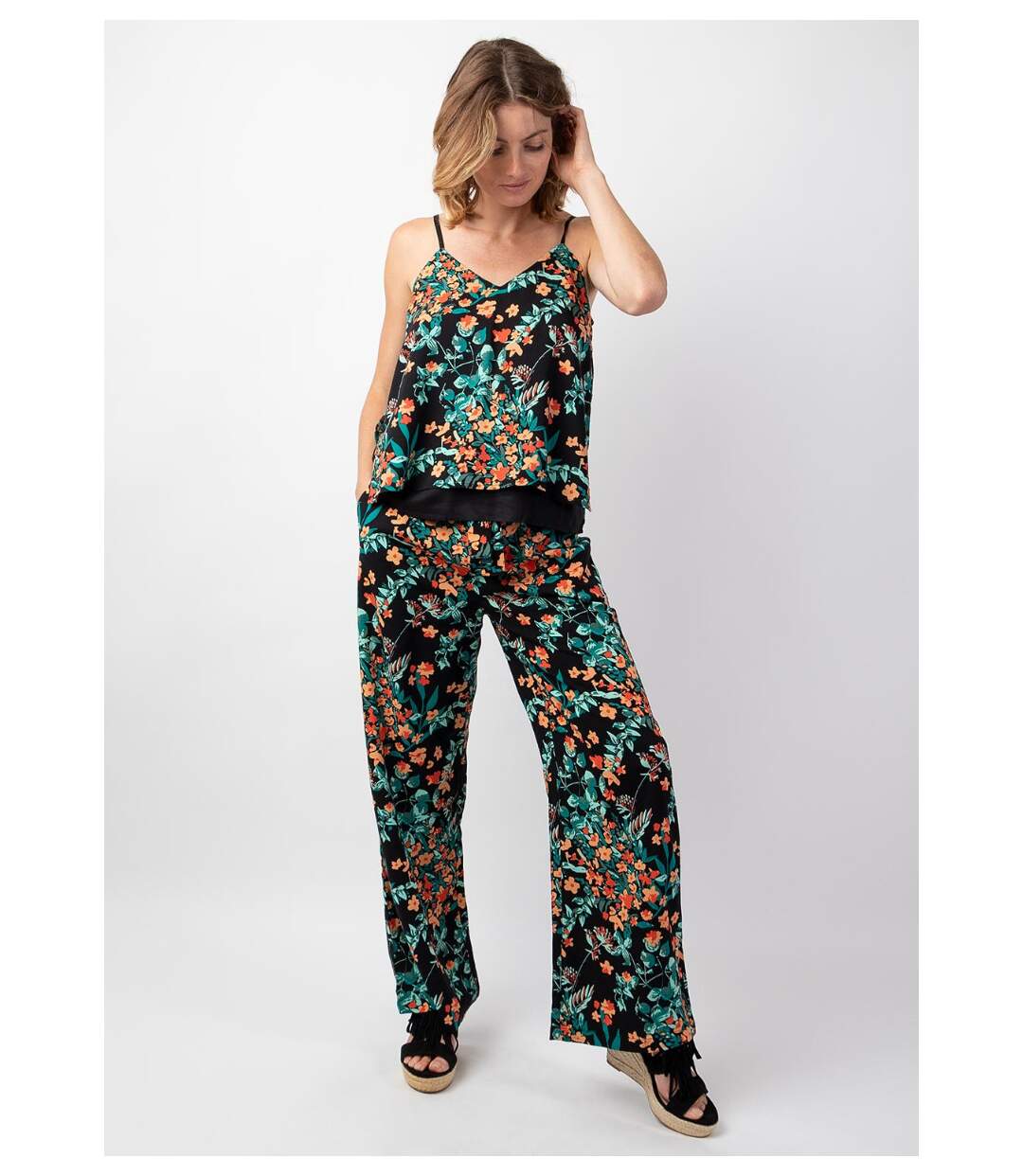 Pantalon femme fluide été MELODY noir motif fleuri Coton Du Monde