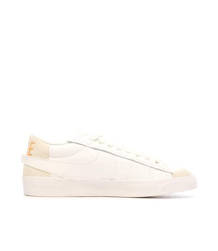 Baskets blanches/orange mixte nike blazer low 77 jumbo