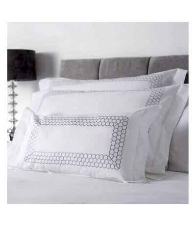 Belledorm - Coussin BOUDOIR (Blanc / gris) (Taille unique) - UTBM355