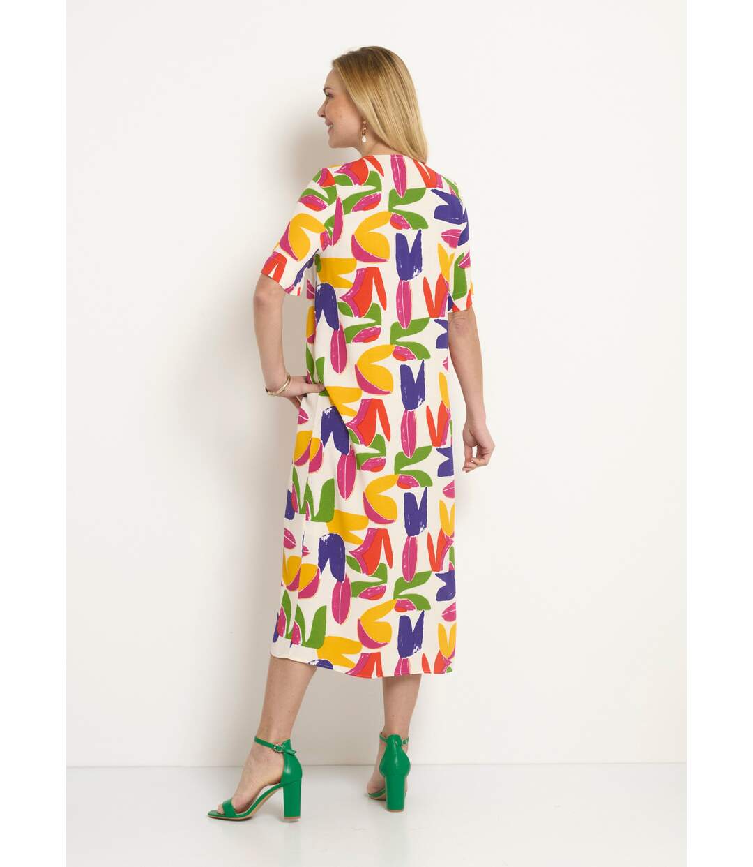 Robe longue col V motif abstrait-2