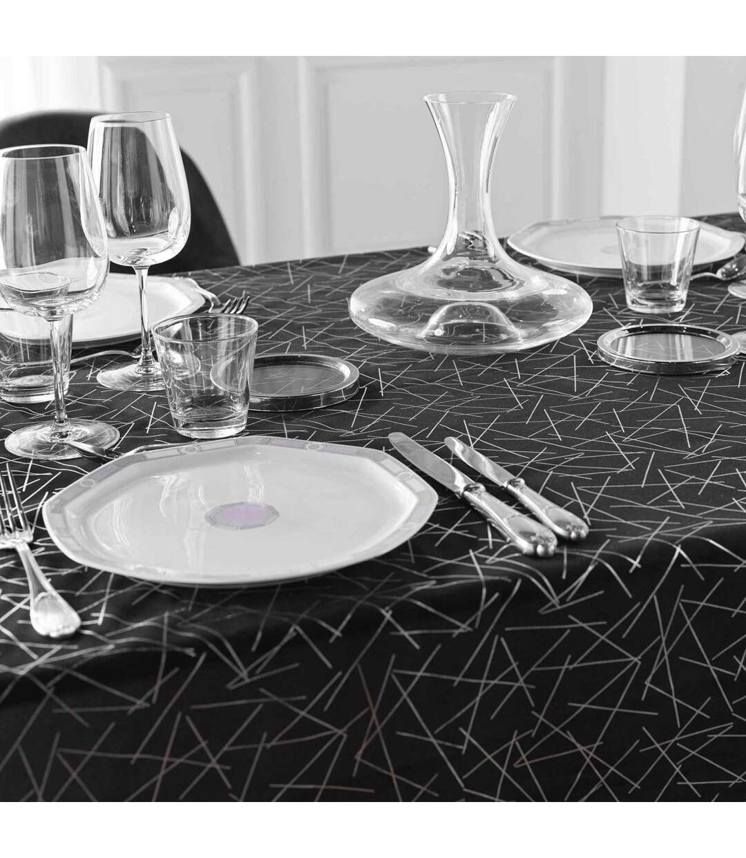 Nappe Antitache Imprimé Mikado 140x240cm Noir & Argent-2