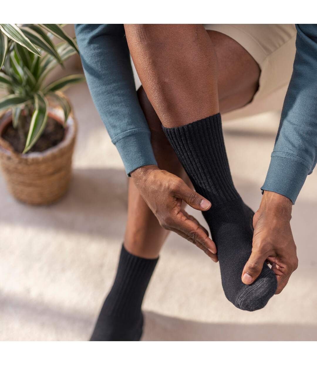 Diabetic Wool Walking Socks for Men | Extra Wide Cushioned Hiking Socks-3