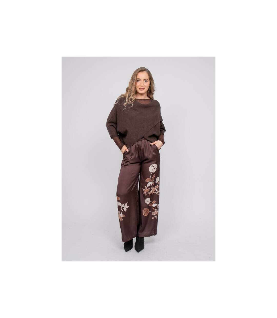 Pull court base croisée et manches chauve-souris KENDY - Dona X Lisa-4