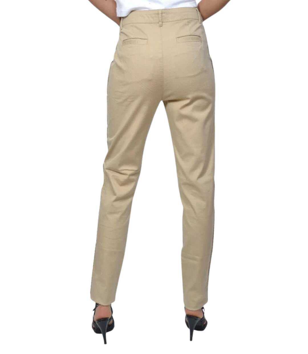 Pantalon femme de couleur beige - Coupe slim et taille haute-2