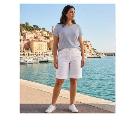 AXONE ARI1 - Bermuda blanc en coton et polyester : le chic estival infroissable