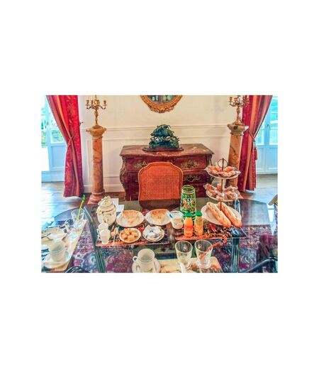 Séjour au Château de la Reine Margot avec visite, dîner et vin - SMARTBOX - Coffret Cadeau Séjour