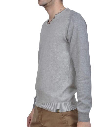 Pull gris pour homme à  manches longues - Confortable et stylé avec col en V pour un look décontracté