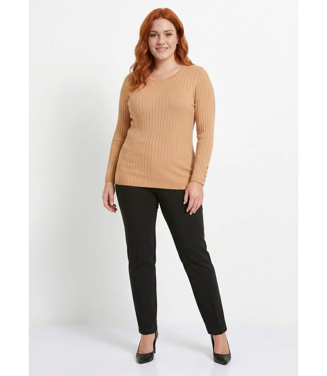 Pull doux côtelé court col rond côtes plates-3