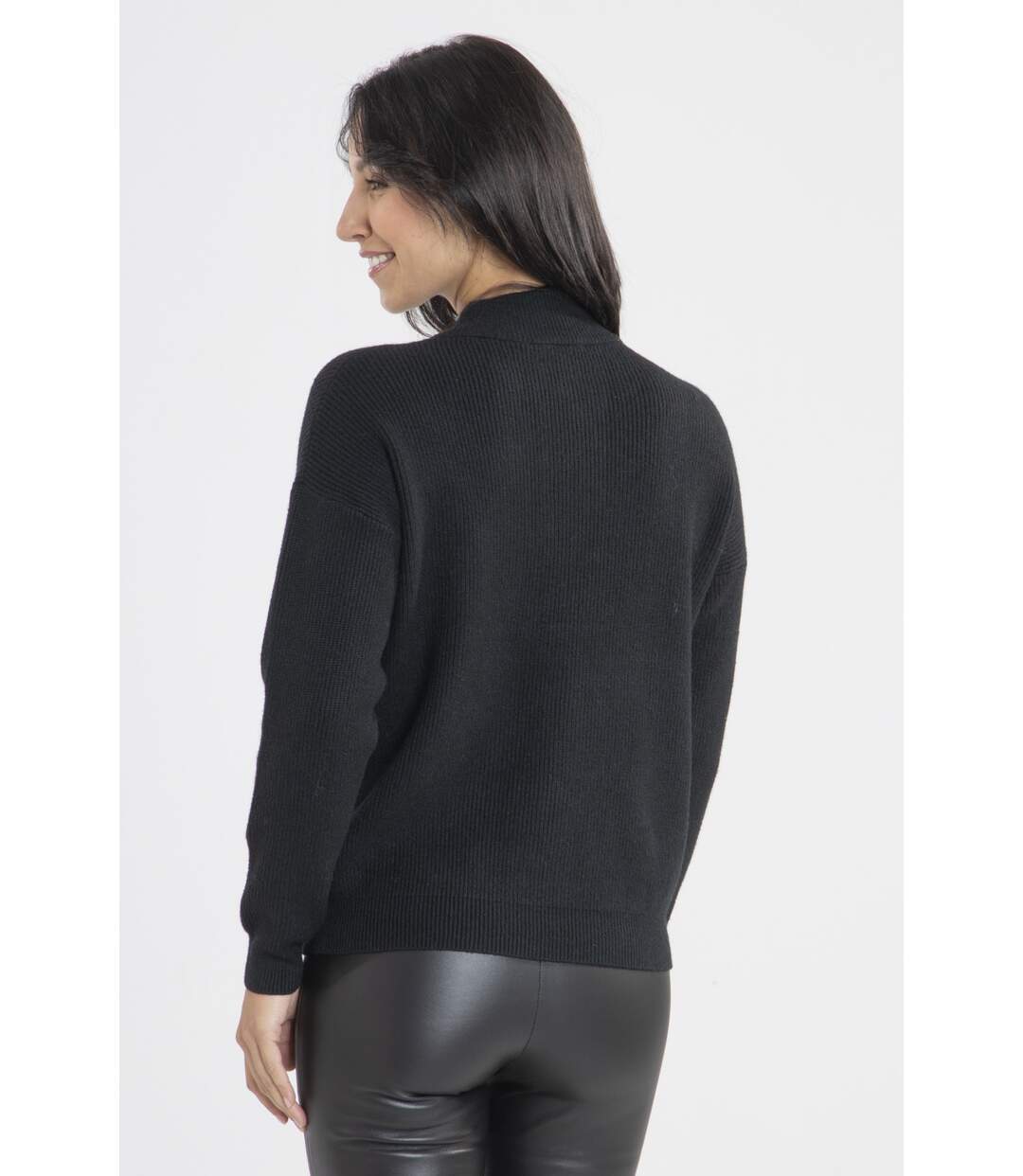 Pull Nino Noir-3