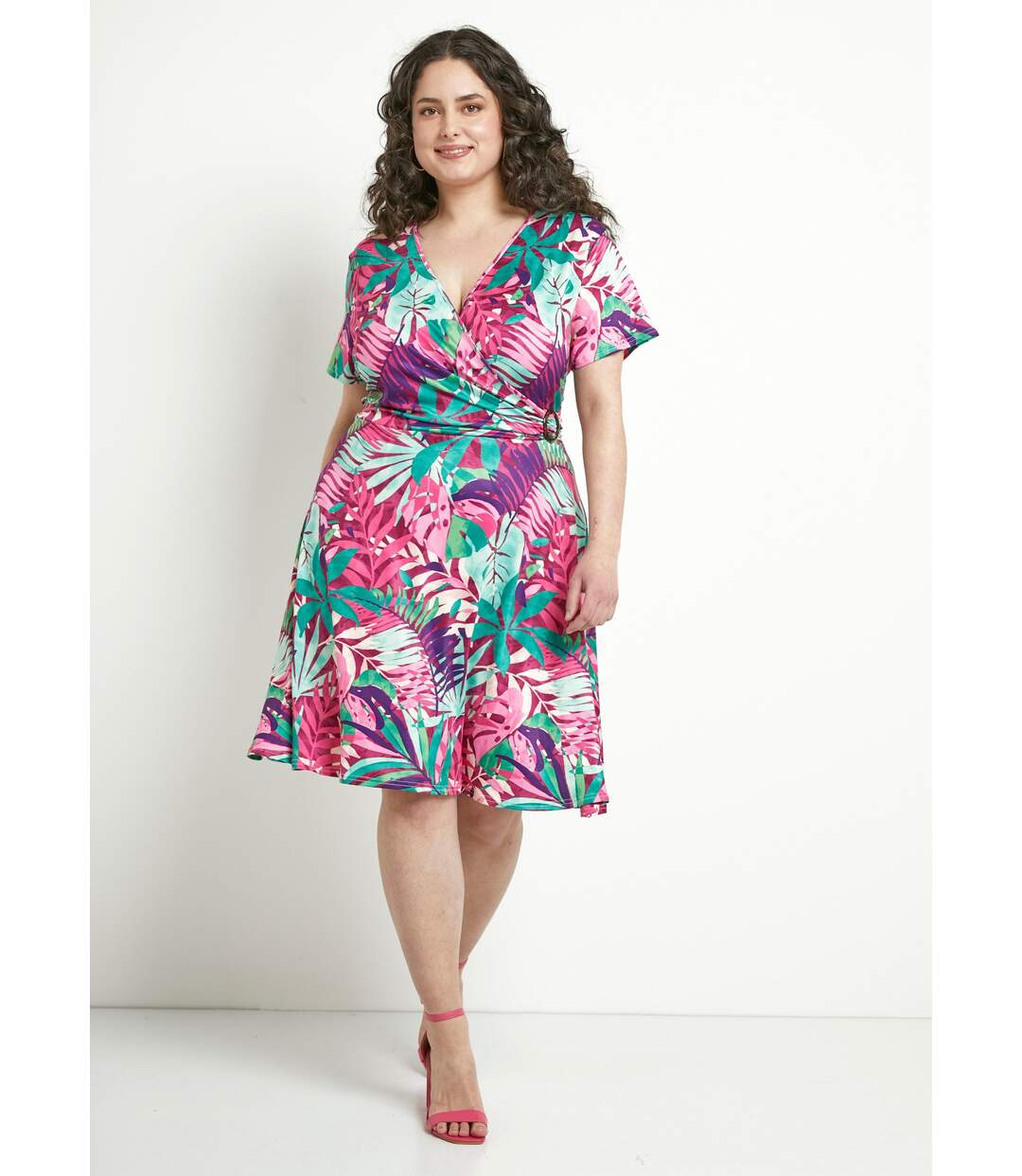 Robe courte col V imprimé exotique-1