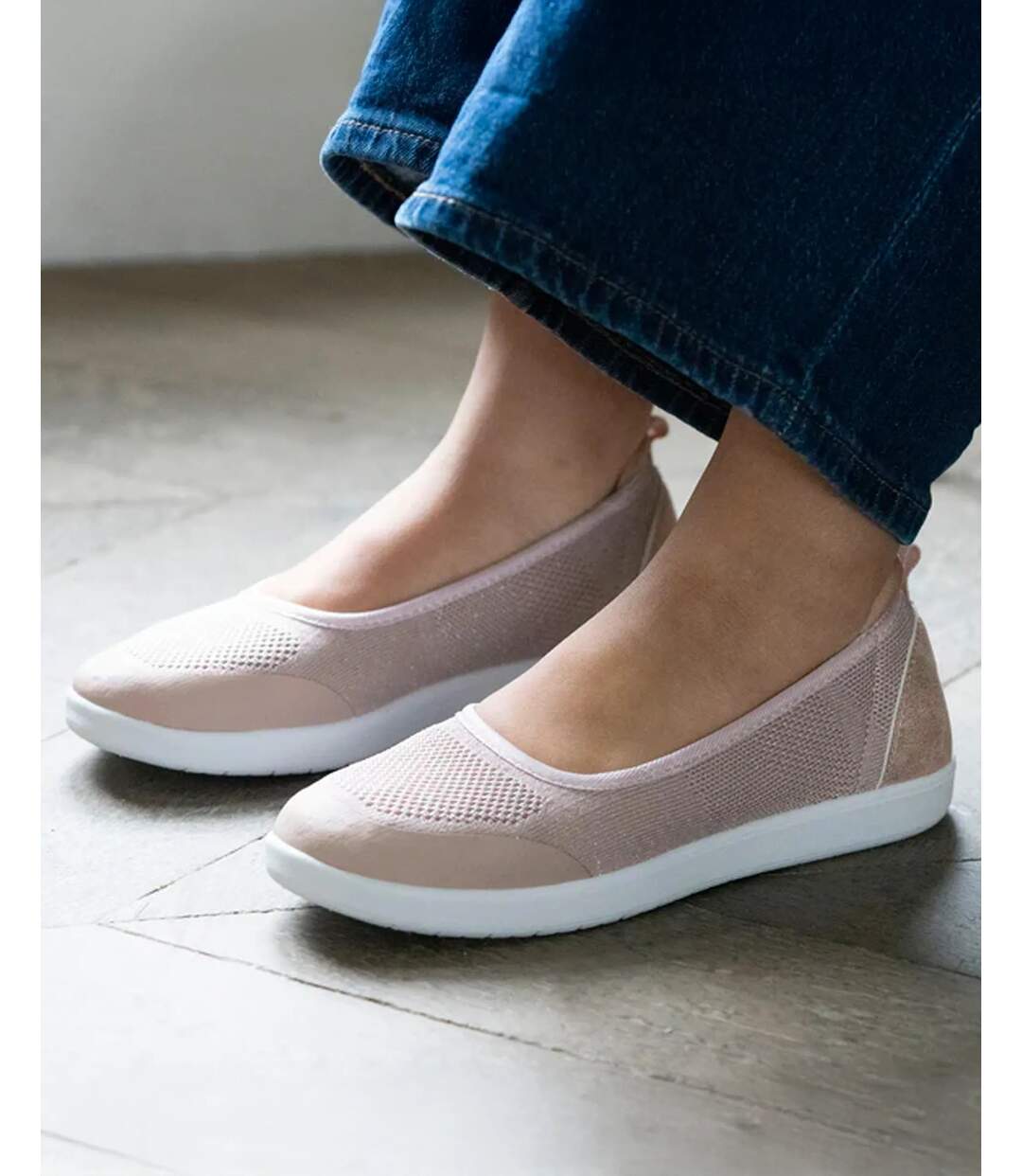 Isotoner Ballerines femme facile à enfiler, semelle à mémoire forme, confortable et légère-2