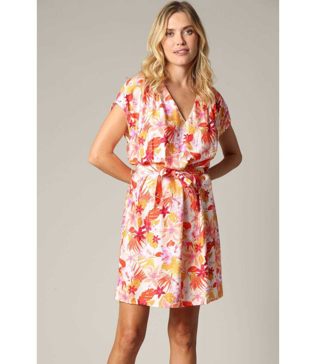 Robe exotique en viscose avec imprimé tropical PIA-2