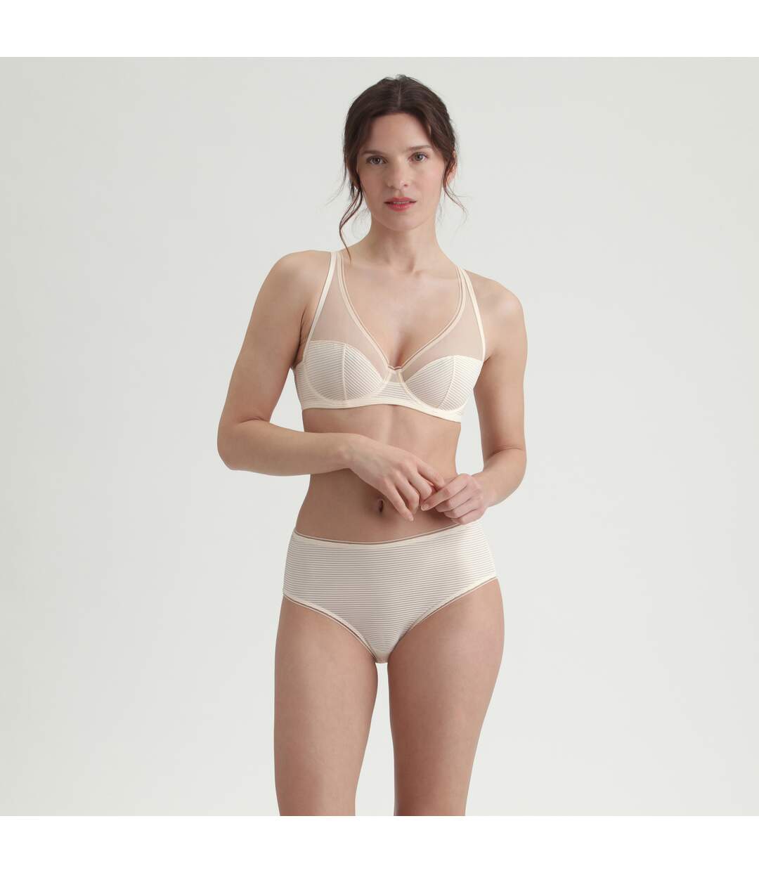 Soutien-gorge emboîtant à armatures Dim x Inès de La Fressange-3