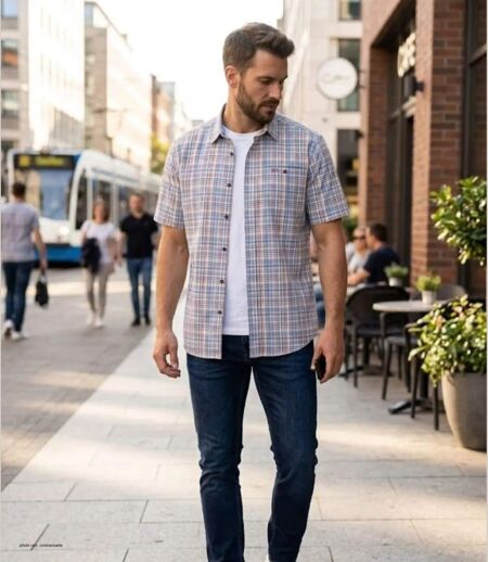 CHALLENGER CH4010 Chemisettes manches courtes : le style infroissable et dynamique