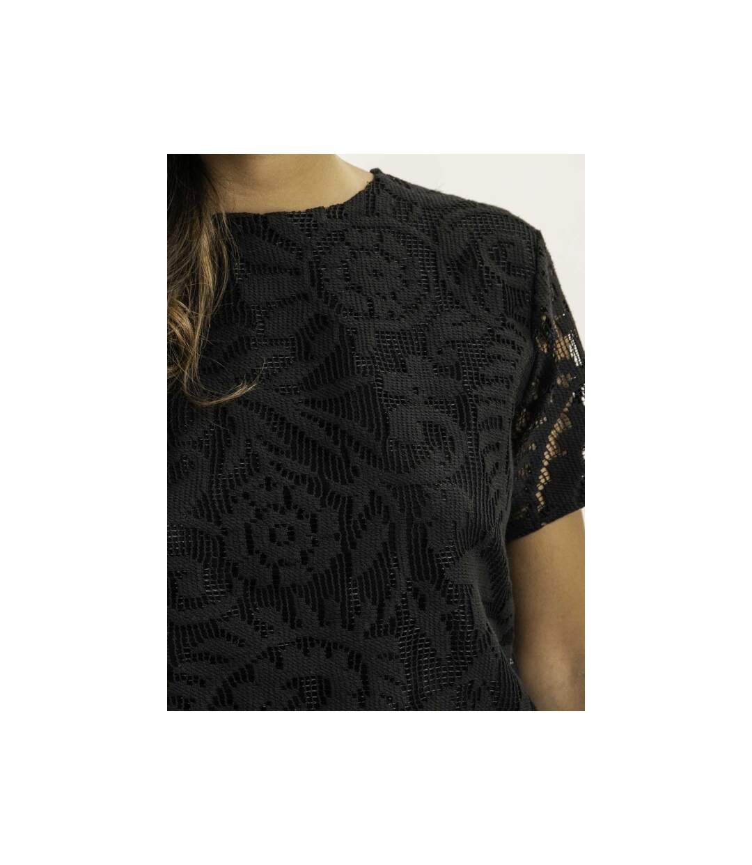 Top manches courtes motifs dentelle FLORIE - Dona X Lisa-3