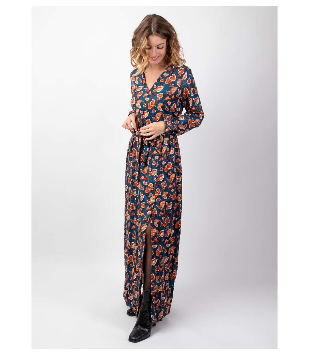 Robe longue hiver en twill de viscose GAYA motif fleuri bleu Coton Du Monde-2