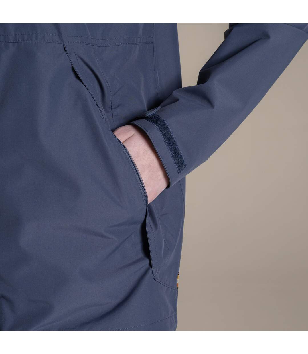 Veste Imperméable Unie À Capuche Ossus Femme Anthracite Craghoppers-4