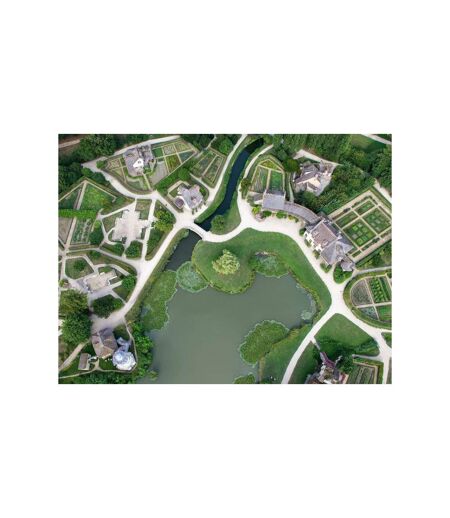 Visite des Trianons et du hameau de la reine au château de Versailles en famille - SMARTBOX - Coffret Cadeau Sport & Aventure