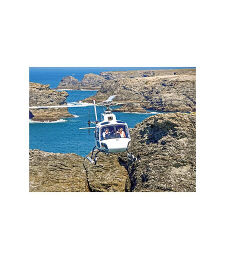 Vol en hélicoptère pour 1 à 3 personnes en France ou en Europe - SMARTBOX - Coffret Cadeau Sport & Aventure
