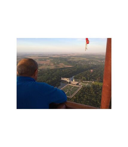 Vol en montgolfière au-dessus du château d’Amboise - SMARTBOX - Coffret Cadeau Sport & Aventure