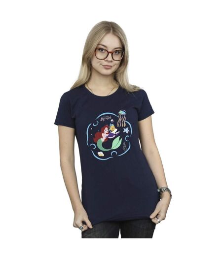 Disney T-shirt en coton Femme/Ladies La Petite Sirène lisant un livre (Bleu marine) - UTBI26317
