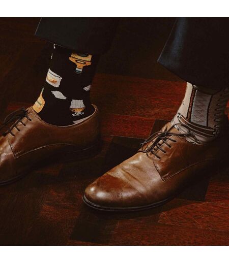 1 Pack Unisex Mismatched Novelty Odd Socks - Whisky