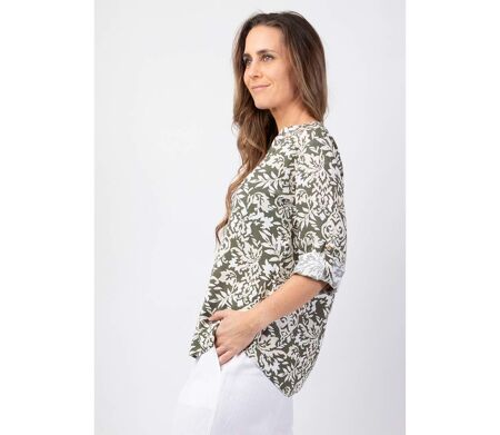 Top mi-saison style chemisier en viscose ASHLEY motif ethnique kaki Coton Du Monde
