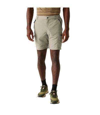 Mens Leesville Iii Shorts Golden Sand Regatta