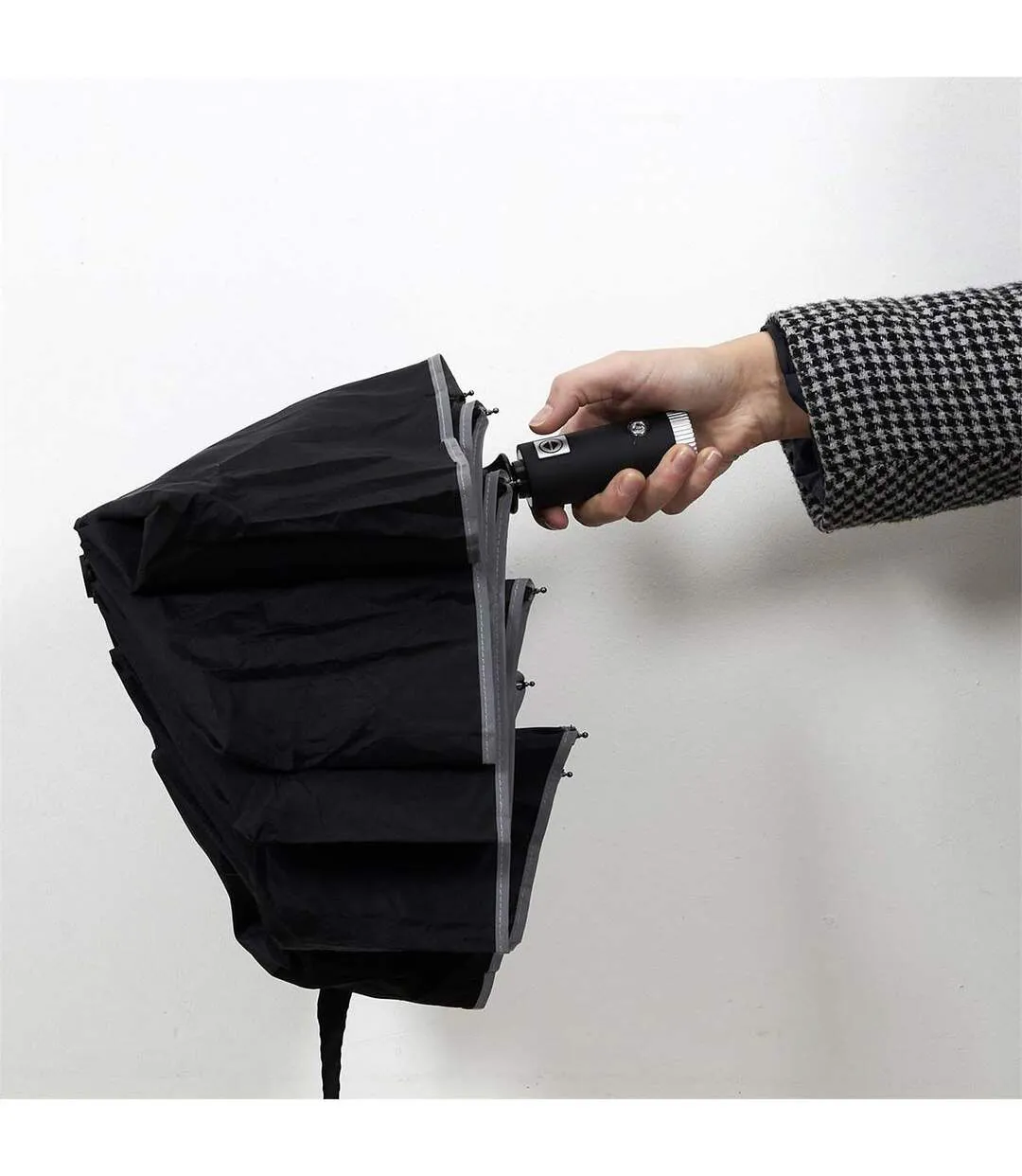 Parapluie & Lampe Torche Automatique 31cm Noir-5
