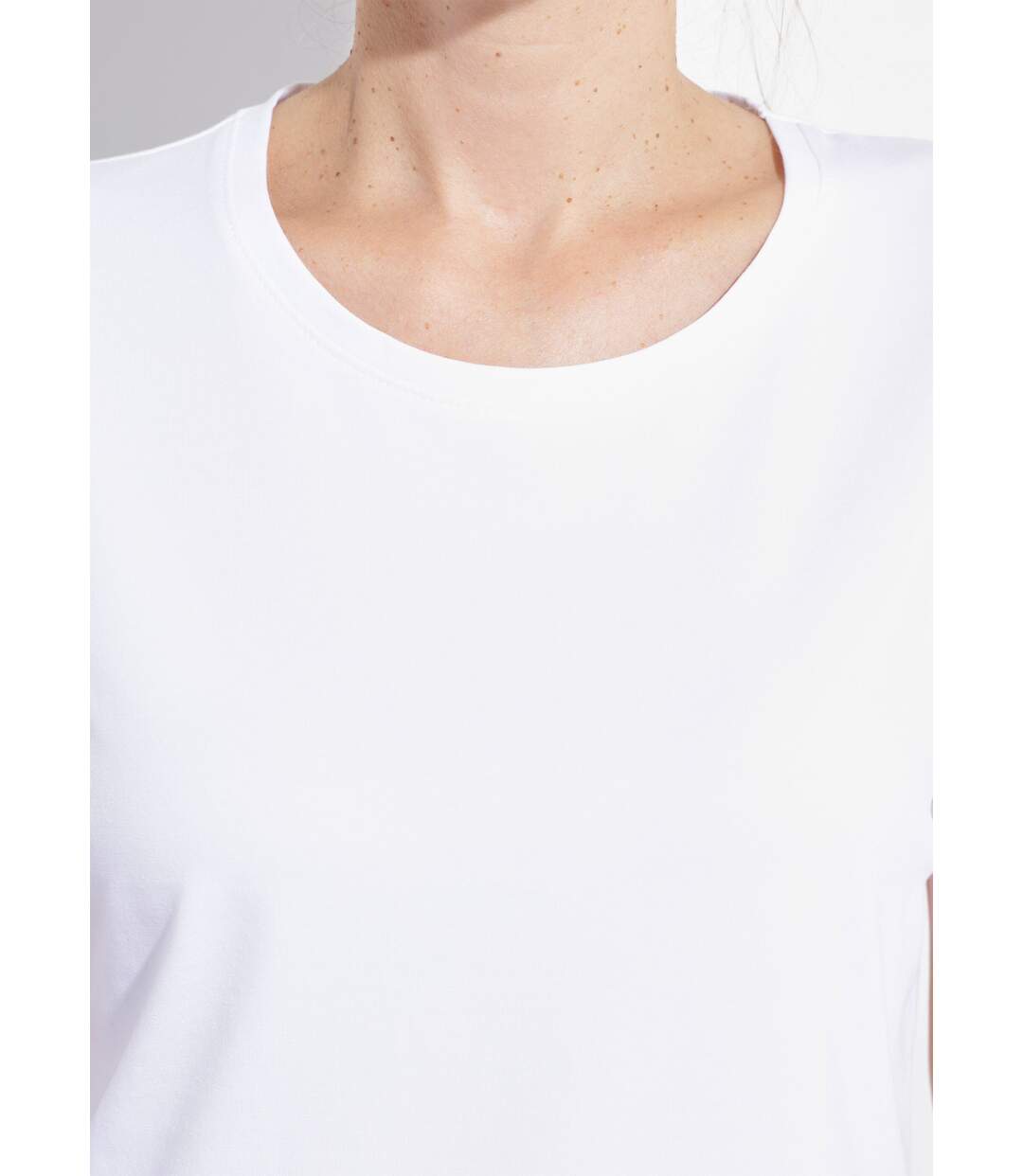 T-shirt manches courtes brodées coton stretch-4