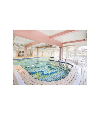 2 jours à Aix-les-Bains avec accès au spa et soin de balnéothérapie - SMARTBOX - Coffret Cadeau Séjour
